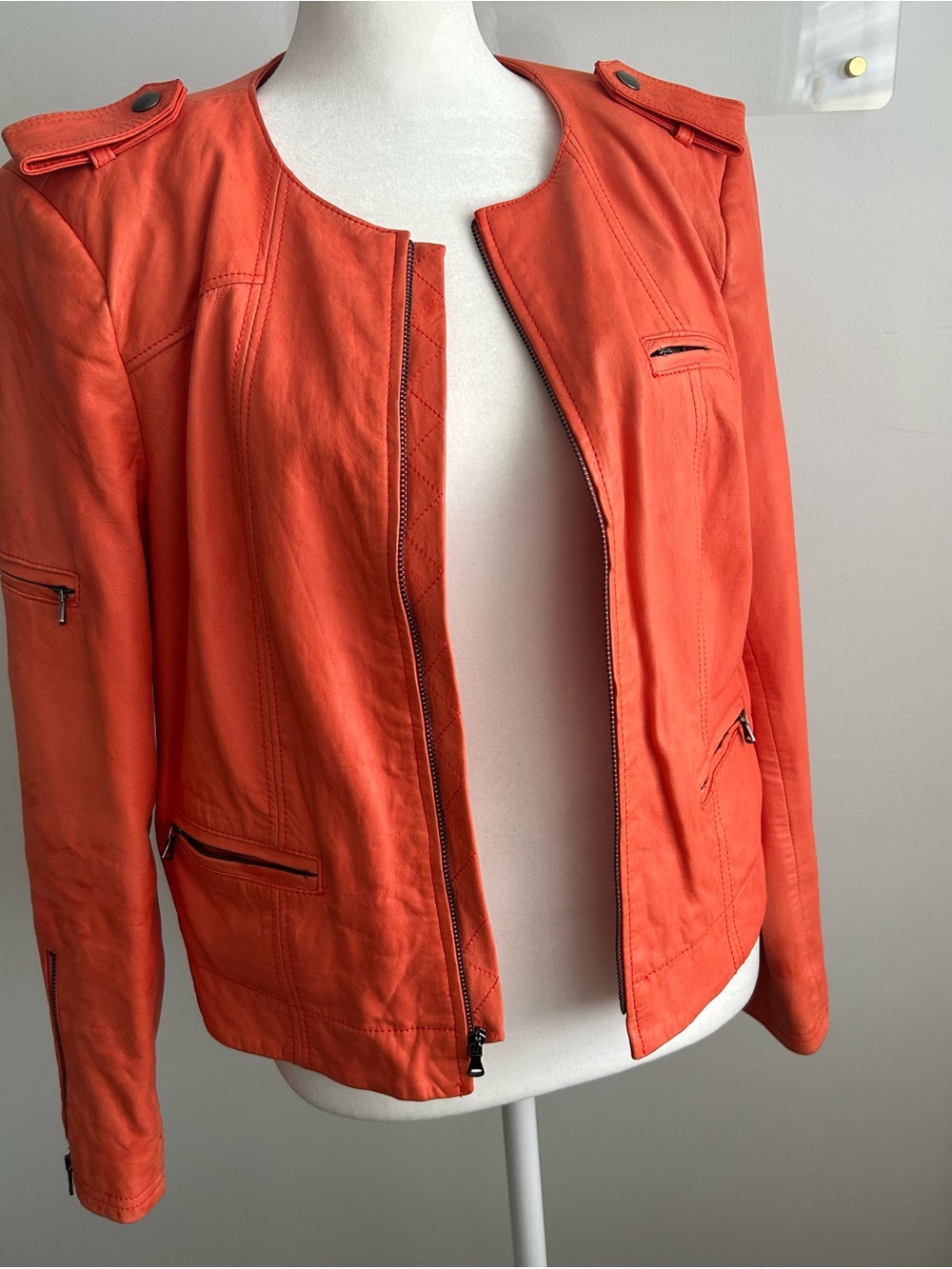 Fabulous Alice + Olivia Women’s Orange Zipper Moto Jacket